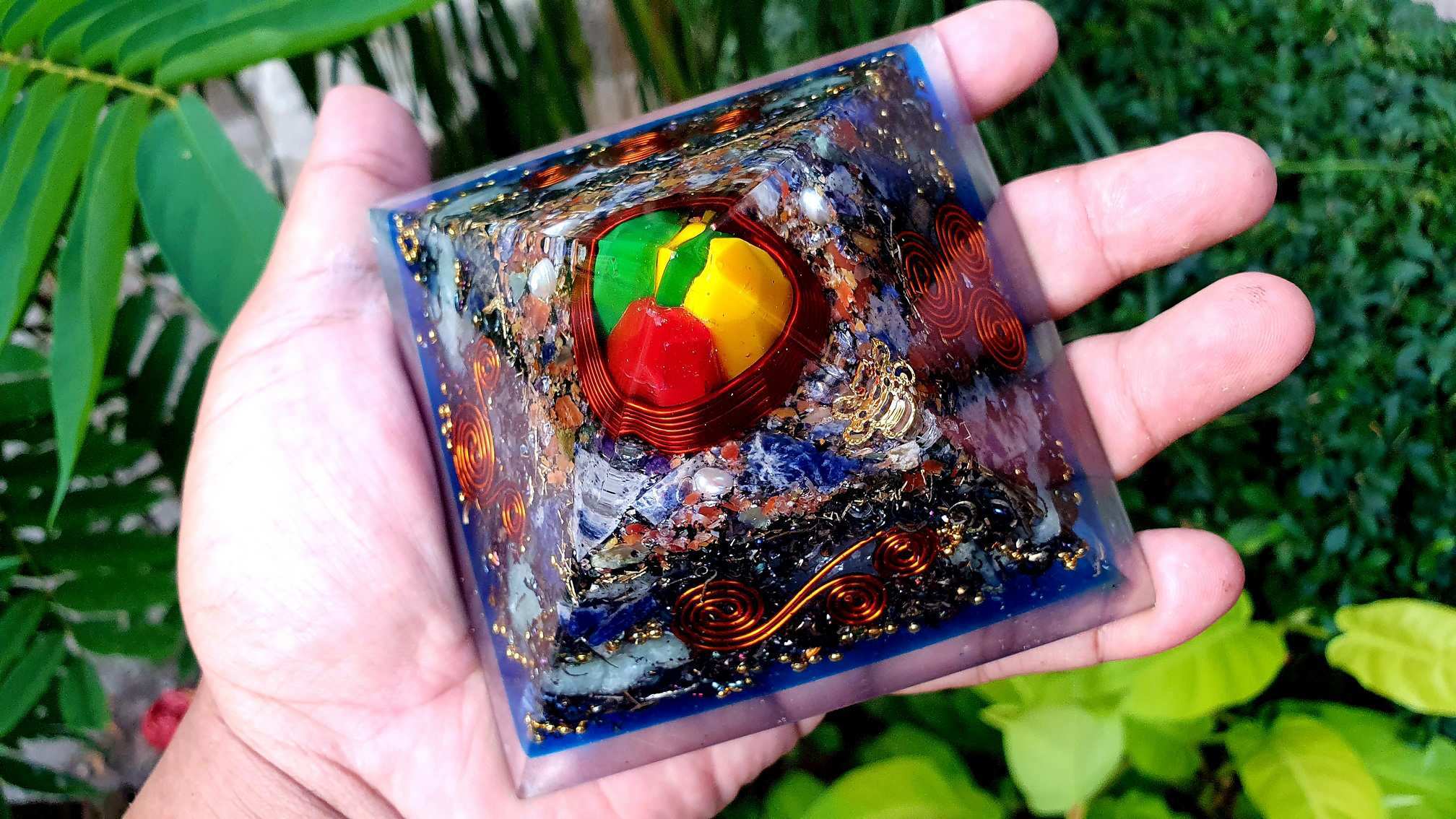 /storage/photos/1/!! Produk Orgonite Djawa/!!!! Orgon Piramida/Pirmaida 4 elemet 850/2.jpg